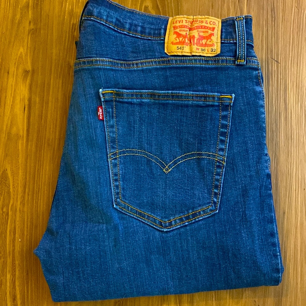 Men's Blue Levi’s Jean w36 L32